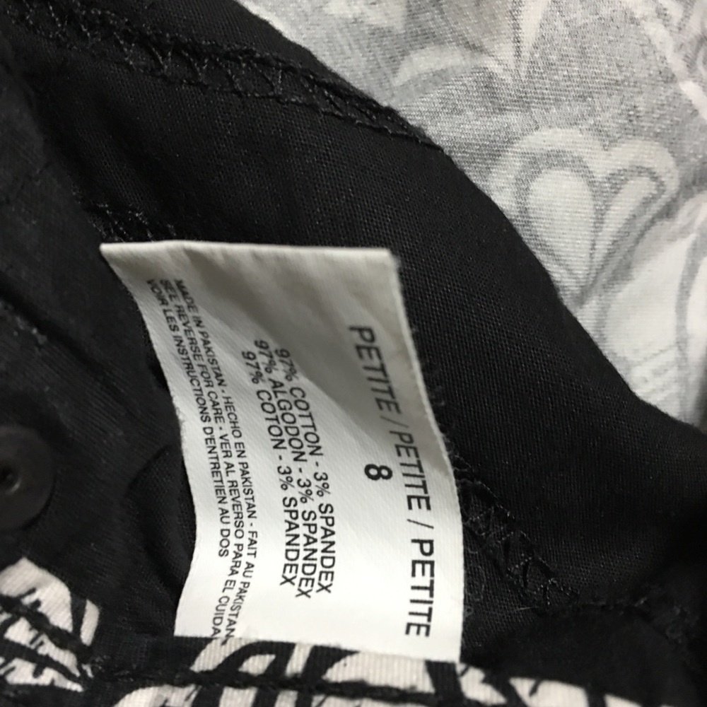Capris - Picture 7 of 8